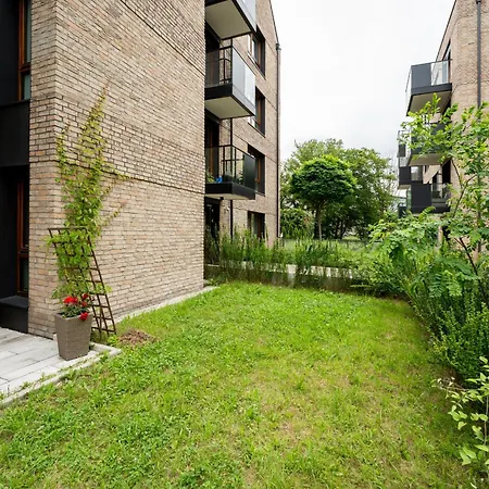 Front Park Motlawa With Garden By Bookinghost Apartment Danzig